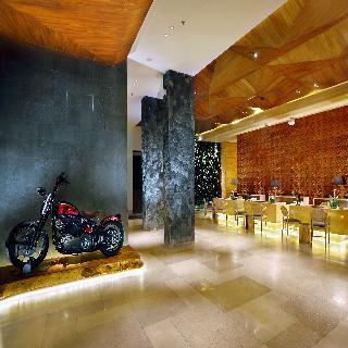 Alana Vasanti Hotel 4*